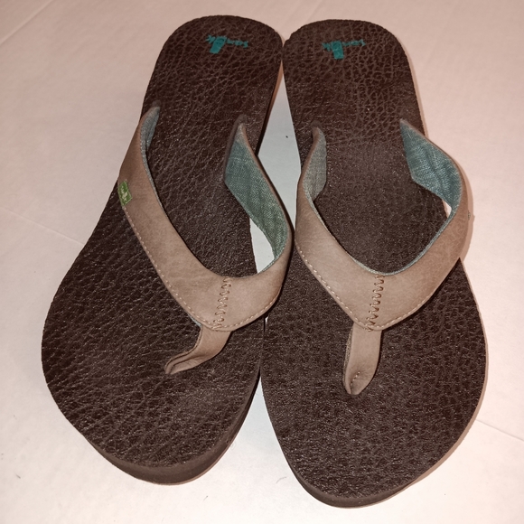 Sanuk Brown Wedge Flip Flop Sandals Thongs Heels - Picture 4 of 7